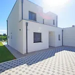 With Private Pool In Village Tatil Evi *