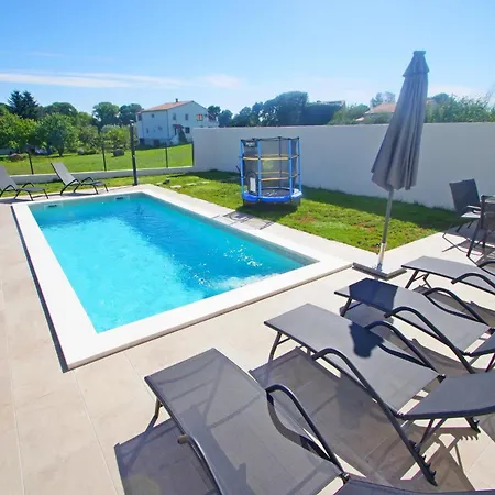 With Private Pool In Village Holiday home